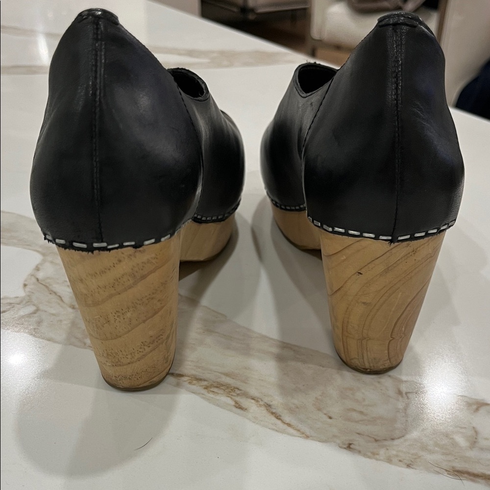Free People Black Leather Clog Mules with Natural Wood Heel - Picture 7 of 9